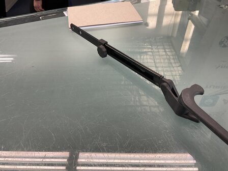 Hobby raamuitzetter kort 12,5 cm zwart met schroef rechts of links